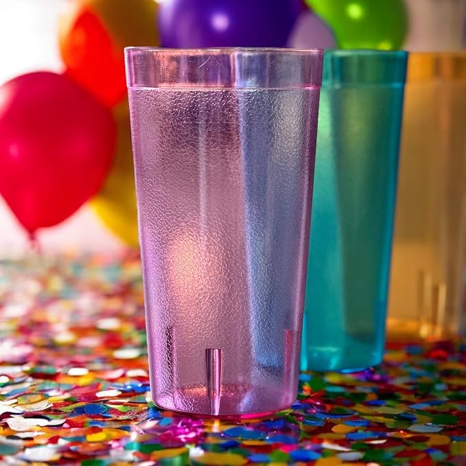 Oojami Set of 8 Plastic Tumblers, 20-Ounce Reusable Cups, BPA-Free & - Image 9