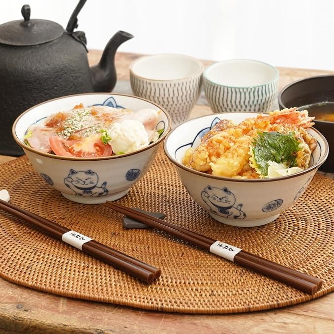 Mino Ware Cat-Design Rice Bowl & Wakasa-Nuri Wooden Chopsticks Pair Set - Image 7