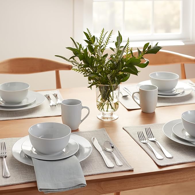 Amazon Basics 16-Piece Porcelain Dinnerware Set, Microwave and Dishwasher Safe - Image 9