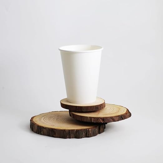 Amazon Basics Disposable Paper Cups - Image 2