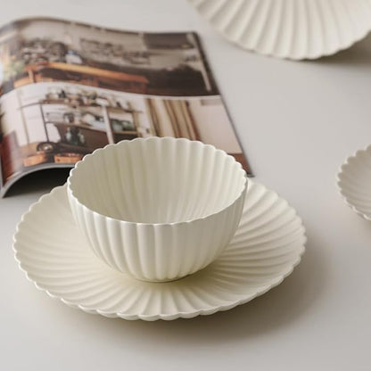 WENSHUO Daisy Dinner Plates Set of 6, 10.5-inch Round, Matte Crème