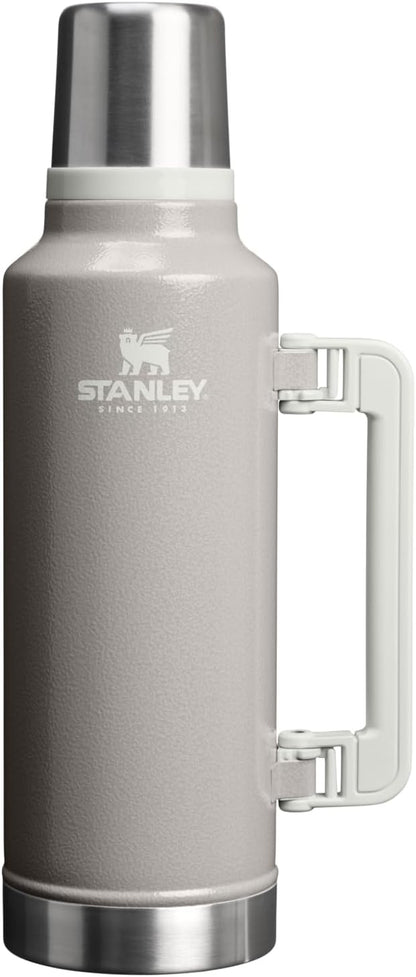 Stanley Classic Legendary Vacuum Bottle by Unknown