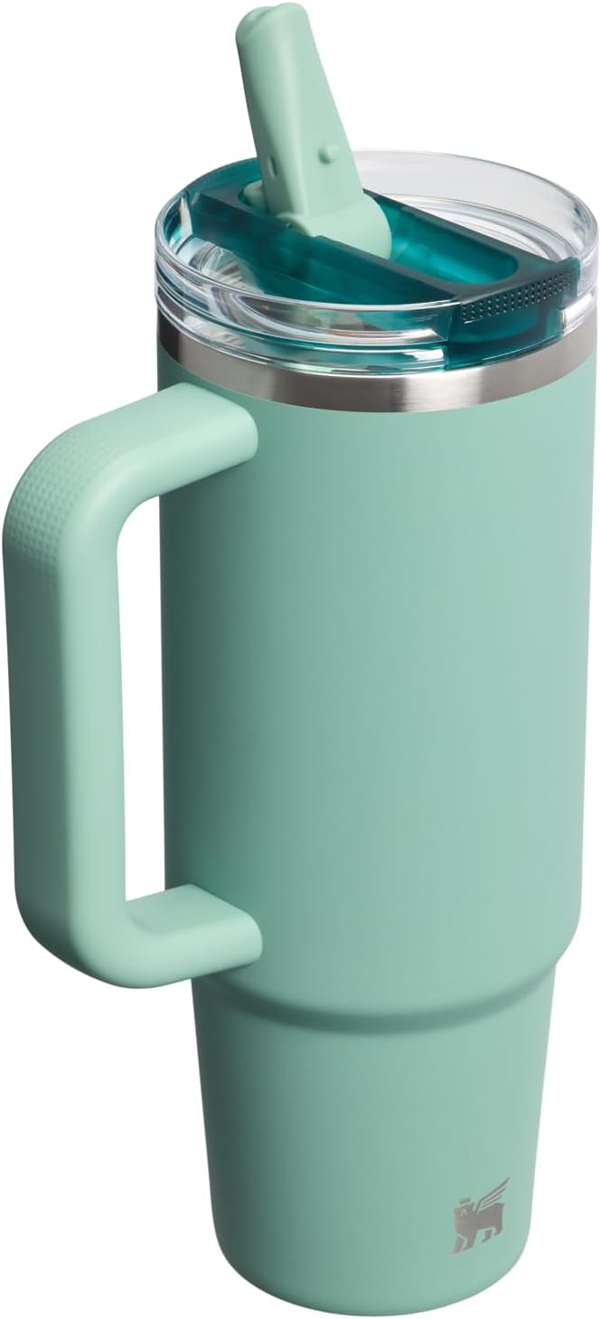 STANLEY Quencher ProTour Flipstraw Tumbler, 30 oz, Spring Green | Built-In - Image 3