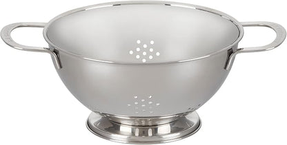 Le Creuset Set of 3 Stackable Colanders - Image 3