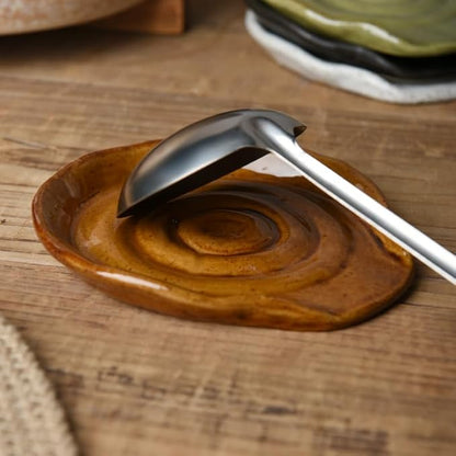 Spoon Rest for Stove Top, Ceramic Spoon Holder for Kitchen Counter, 5 Inches Coffee Spoon Holder Utensil Rest for Cooking, Green Gifts for Women Mom