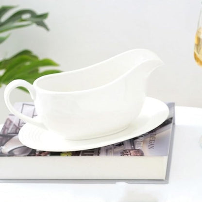 Qlans Gravy Boat With Ladle and Saucer 17 Oz,Ceramic Sauce Boat with Tray for Salad Dressings Milk,Warming Sauces,Creamer,Broth,Black Pepper,White (1 PCS New Gravy Boat With Ladle and Saucer)