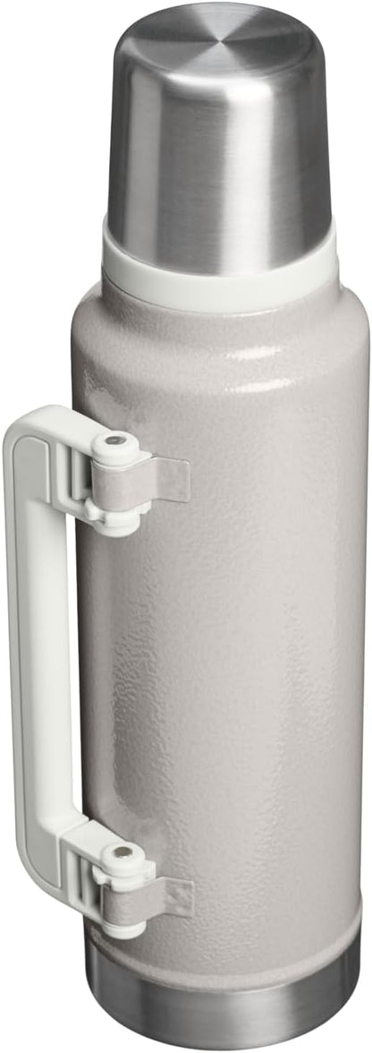 Stanley Classic Legendary Vacuum Bottle - Image 3
