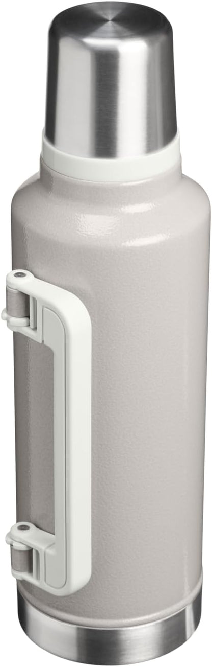 Stanley Classic Legendary Vacuum Bottle - Image 3