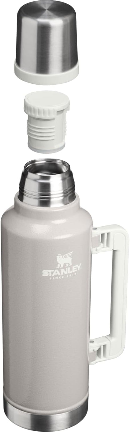 Stanley Classic Legendary Vacuum Bottle - Image 2
