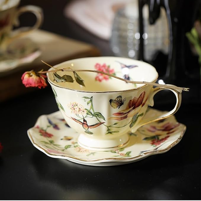 8 oz Vintage flower Ceramic cup and 6" saucer set - Image 9