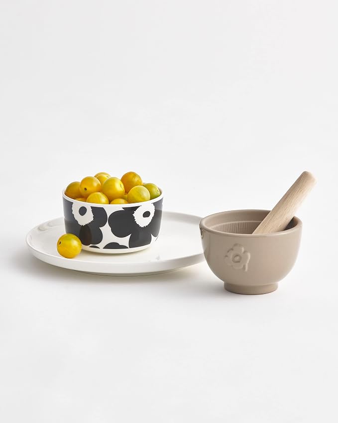 MARIMEKKO Oiva Dinner Plate — Refine Your Kitchen Décor - Image 2