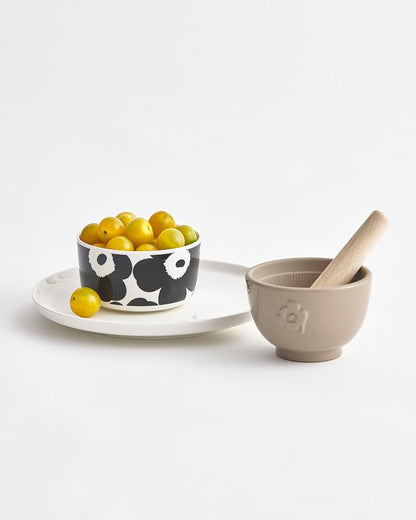 MARIMEKKO Oiva Dinner Plate — Refine Your Kitchen Décor - Image 2