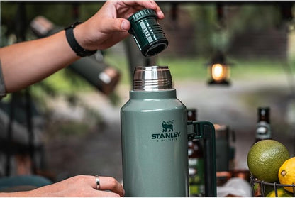 Stanley Classic Legendary Vacuum Bottle - Image 6