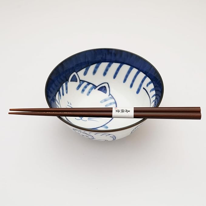 Mino Ware Cat-Design Rice Bowl & Wakasa-Nuri Wooden Chopsticks Pair Set - Image 3