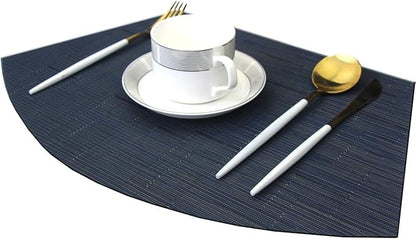 Wedge Placemats for Round Table Woven Vinyl Heat Resistant Washble Easy Clean Table Mats Set of 4（Navy）