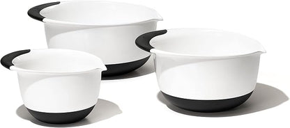 OXO Good Grips 3- Piece Plastic Mixing Bowl Set, 2500 ml by Unknown