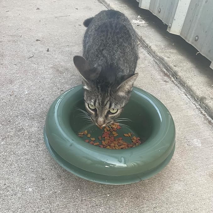 The Mote - ant Proof Dog Bowl, Innovative Waterless System, Durable & Maintenance-Free, Simple Design Effectively Keeps Ants Out, for Dogs, Cats, and More (Tan)