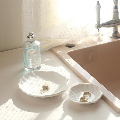 Shell Ring Dish Tray, Ceramic Jewelry Tray Trinket Dish, Seashell Key Holder Bowl, Beach Room Coastal Decor Aesthetic, Ocean Bathroom Counter Decor, White, Large