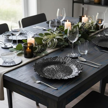 LOYALHEARTDY 24 Pack 13 Inch Black Charger Plates, Plastic Reef Textured Rim Round Decorative Underplates for Wedding, Party, Dinner Table