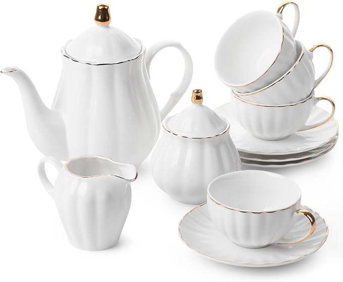 BTaT- Classic tea set, Tea Cups, Tea Pot by BrewToATea