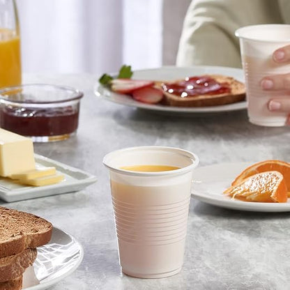 GUSTO 7 oz White Disposable Plastic Cups Cold Beverage Cups - Image 3