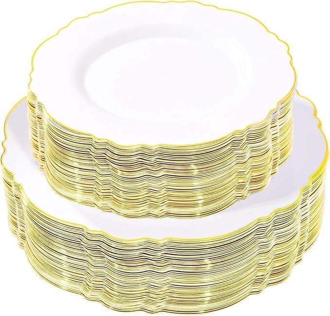 100pcs Gold Plastic Plates by WDF