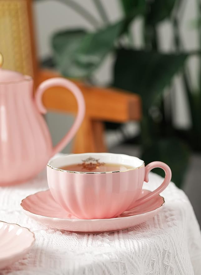 Royal Tea Cups and Saucers, - Image 4