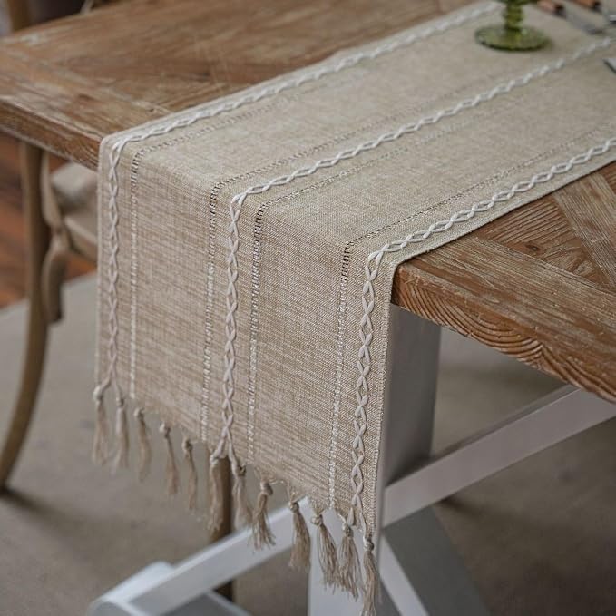 ZAIIVE Geometric Patterned Table Runner by ZAIIVE