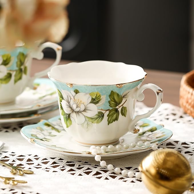 TATSUMI Country Roses Bone China Tea Cup and Saucer Set, 3 Pieces, Vintage Style - Image 3