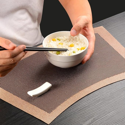 Wedge Shape Placemats for Round Dinner Table Woven Vinyl Wipe Clean Non Slip Plastic Table Mats Set of 4（Brown）
