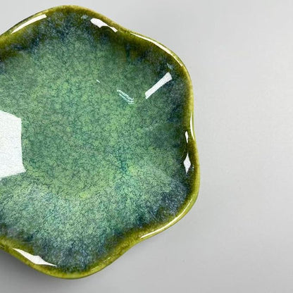 Jewelry Dish Tray - Ceramic Trinket Tray for Rings, Keys, Earrings | Decorative Key Bowl for Women, Gift for Friends, Sisters, Daughter, Mother, Lotus leaf shap, Jewelry Trays (Emerald Green)