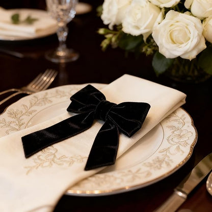 Bow Napkin Rings Set of 6 Luxury Soft Black Velvet Napkin Holders, Elegant Bow Design for Christmas Holiday Dinner Wedding Party Table Decor