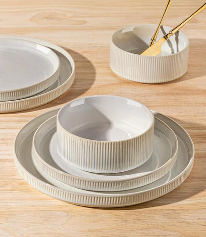 Ceramic Dinnerware Set for 6, 18-Piece Plates and Bowls Set | Lightweight - Image 4
