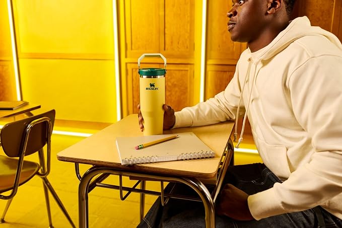 STANLEY IceFlow 2.0 Flip Straw Tumbler, 20 oz, Daffodil Emerald | Easy Carry - Image 9