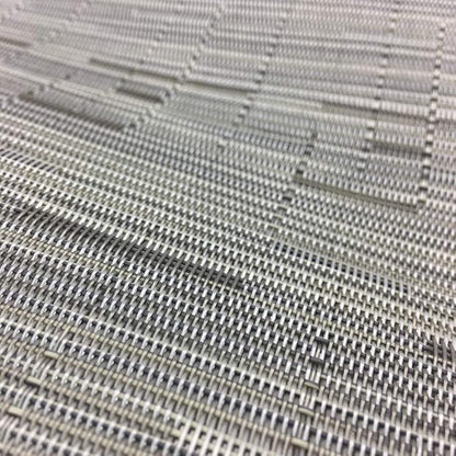 Red-A Woven Vinyl Placemats for Dining Table Durable Heat Resistant Washable Placemats for Round Table Wedge Shaped Placemats Set of 4,Silver Gray