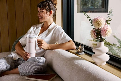 STANLEY Quencher H2.0 Flow State Tumbler, 30 oz, Rose Quartz Bouquets | Handle - Image 11