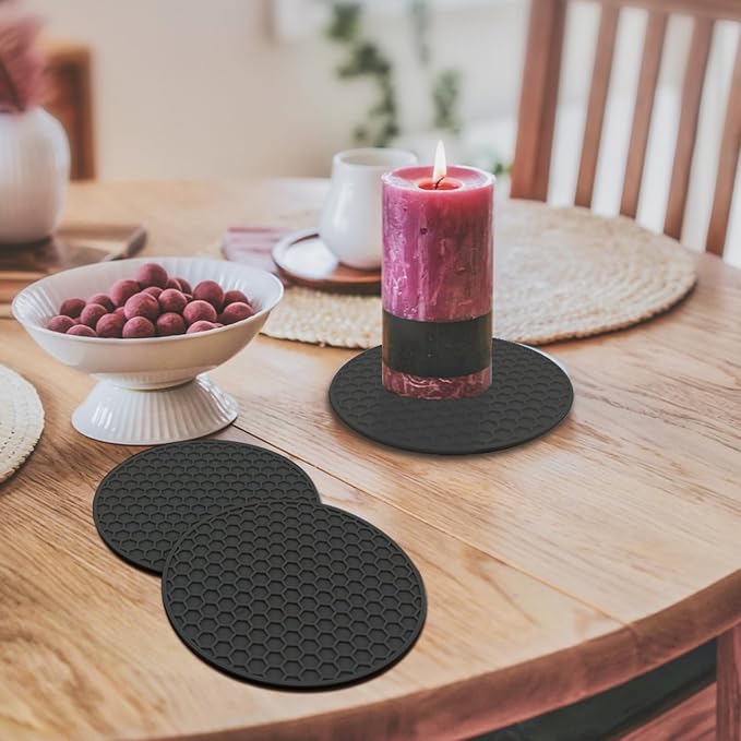 Silicone Non-Slip, Heat Resistant & Water-Trapping Trivet Mats - Image 4