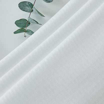 maxmill Rectangle Tablecloth Weaved Pattern Waterproof Spillproof Wrinkle Free Table Cloth, Kitchen Dining Tabletop Decoration, Fabric Table Cover for Holiday Parties, 52 x 70 Inch, White