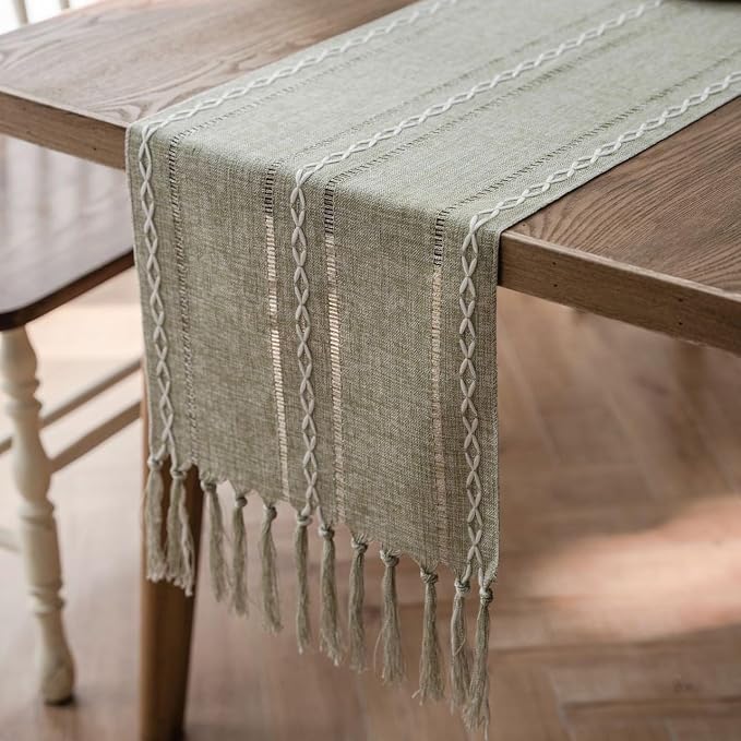 ZAIIVE Geometric Patterned Table Runner - Image 2