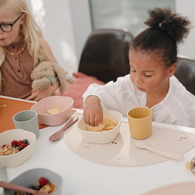 mushie Square Dinnerware Bowls for Kids | Made in Denmark, Set of 2 (Blush)