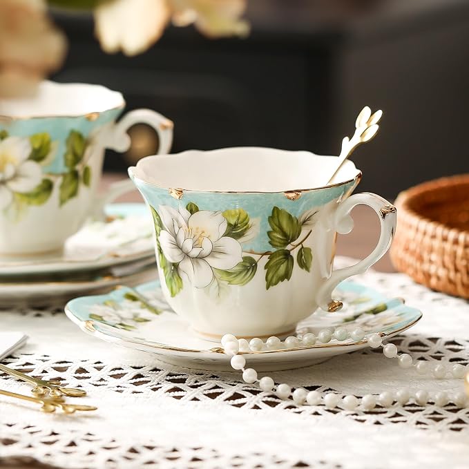 TATSUMI Country Roses Bone China Tea Cup and Saucer Set, 6 Pieces, Vintage Style - Image 4