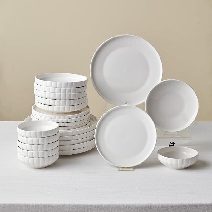 Karaca 24-Piece Bone China Pumpkin Dinnerware Set by Karaca