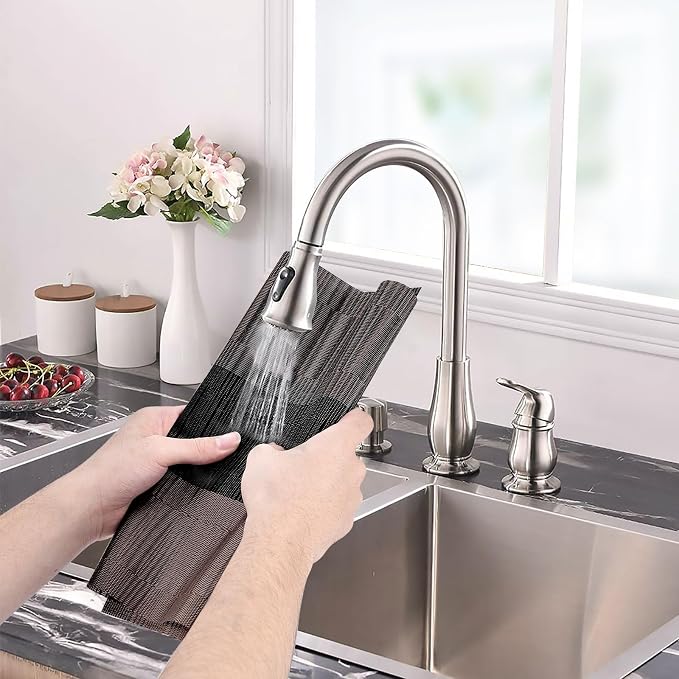 Aofmee Placemats, Heat Resistant Place Mats Set of 6, Washable PVC Table Mats - Image 2