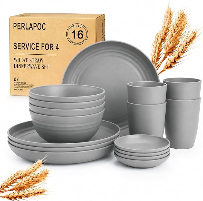 Kids Wheat Straw Dinnerware Sets by Perlapoc