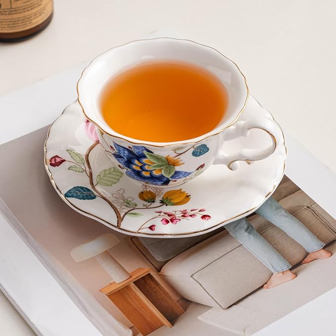 Ceramic Tea Cups Coffee Cup and Saucers Set of 4 - Image 3