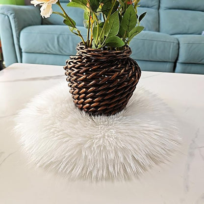 Round Fur Placemats Set of 2, Washable Faux Fur Fluffy Table Small Place Mats Decor for Home Table Dresser Party Decoration Table Runner (11.8 inch, White)
