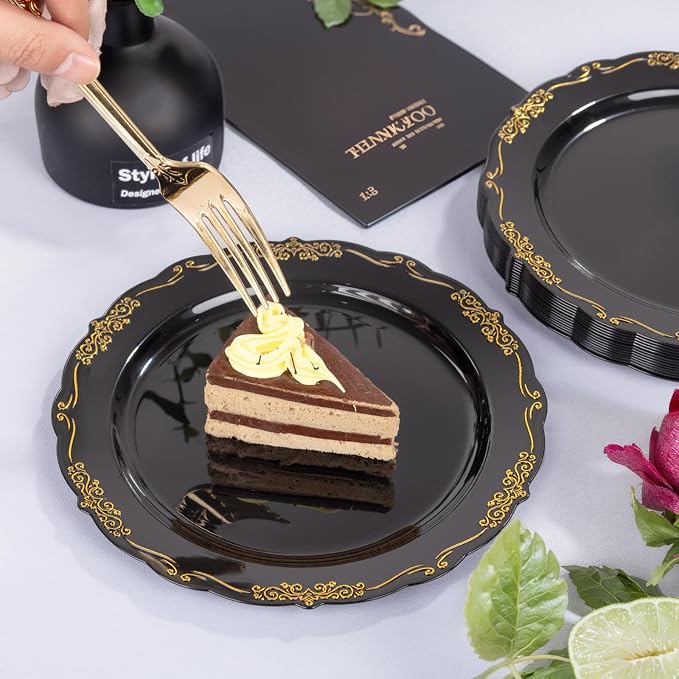 DaYammi 60PCS Black and Gold Plastic Plates, Heavy Duty Black and Gold - Image 4