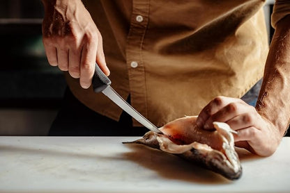 Mercer Culinary M23820 Millennia Black Handle, 6-Inch Curved, Boning Knife - Image 3