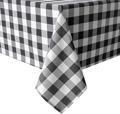 Checkered Tablecloth Square, 70 x 70 Inch by Hiasan