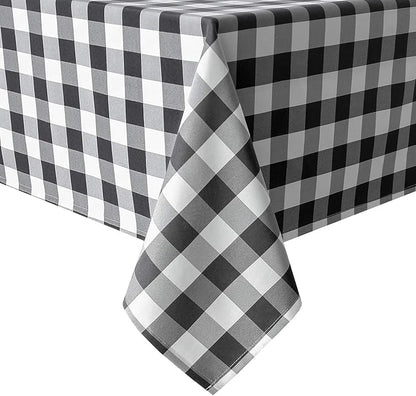 Checkered Rectangle Tablecloth by Hiasan
